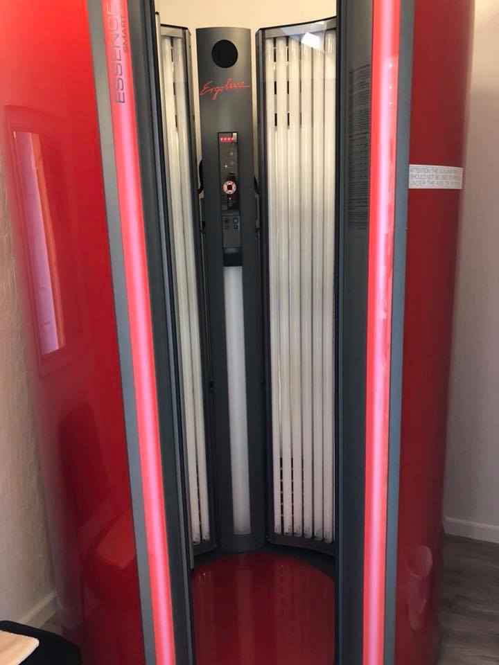 Ergoline Essence 48 standup booth